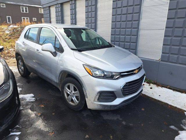 2020 Chevrolet Trax LS FWD photo