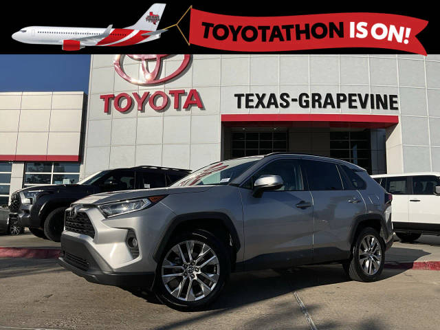 2020 Toyota RAV4 XLE Premium FWD photo