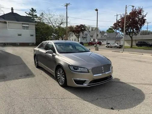2020 Lincoln MKZ Standard FWD photo