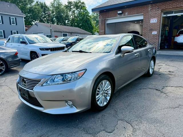 2015 Lexus ES FWD photo