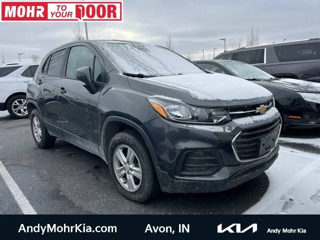 2020 Chevrolet Trax LS AWD photo