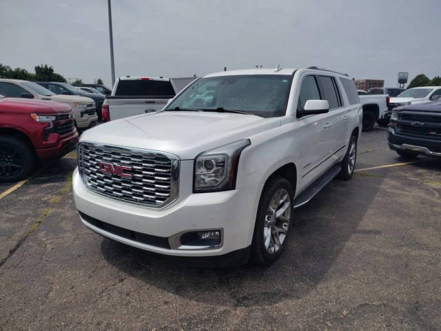 2020 GMC Yukon XL Denali 4WD photo