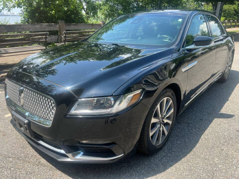 2019 Lincoln Continental Livery AWD photo