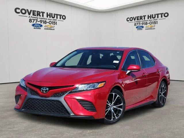 2020 Toyota Camry SE FWD photo