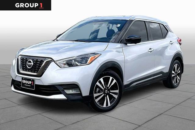 2019 Nissan Kicks SR FWD photo
