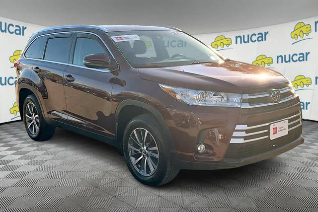 2019 Toyota Highlander XLE AWD photo