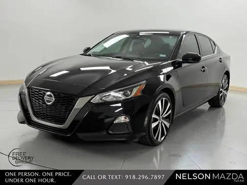 2020 Nissan Altima 2.5 SR AWD photo