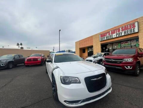 2019 Chrysler 300 Touring RWD photo