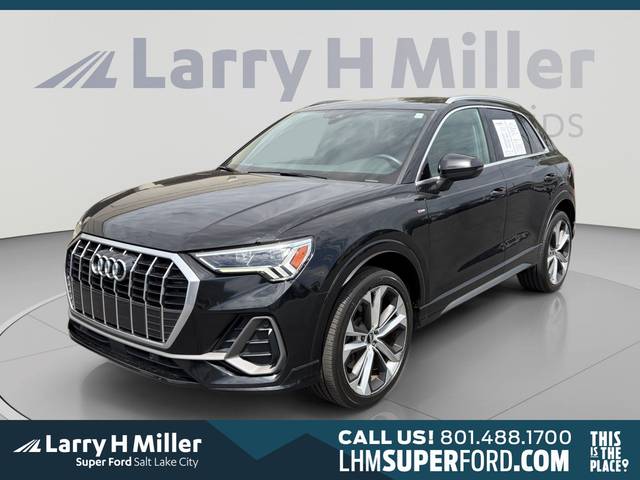 2020 Audi Q3 S line Premium Plus AWD photo