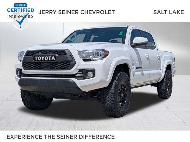 2020 Toyota Tacoma SR5 4WD photo