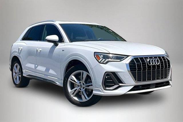 2020 Audi Q3 S line Premium Plus AWD photo