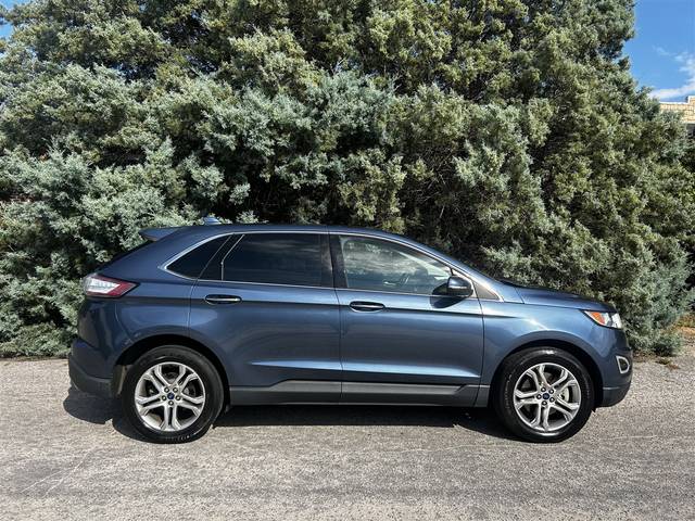 2018 Ford Edge Titanium AWD photo