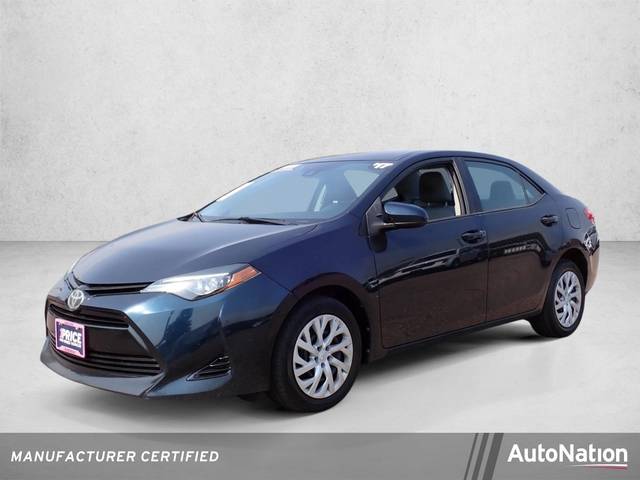 2017 Toyota Corolla LE FWD photo