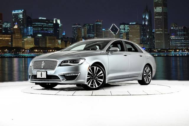 2020 Lincoln MKZ Reserve AWD photo