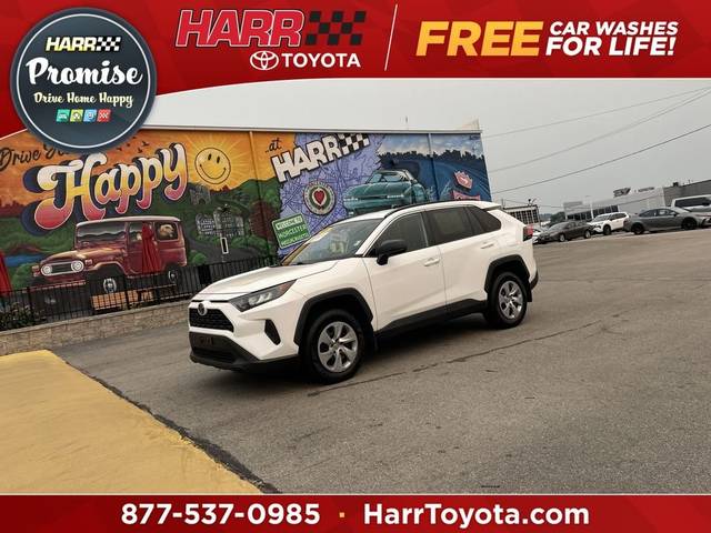 2020 Toyota RAV4 LE AWD photo