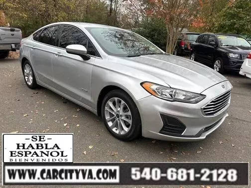 2019 Ford Fusion SE FWD photo