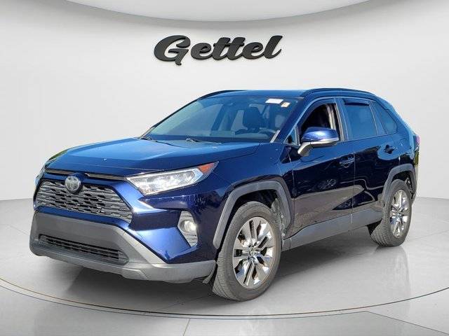 2020 Toyota RAV4 XLE Premium FWD photo