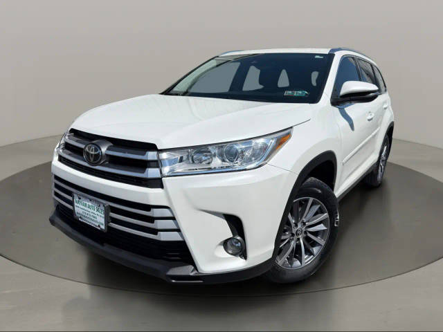 2019 Toyota Highlander XLE AWD photo