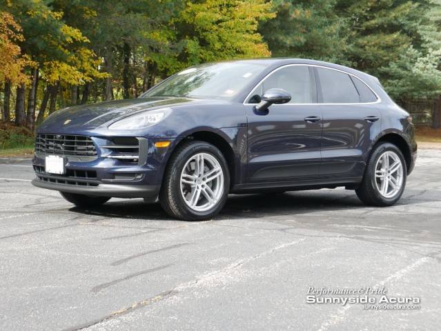 2020 Porsche Macan S AWD photo