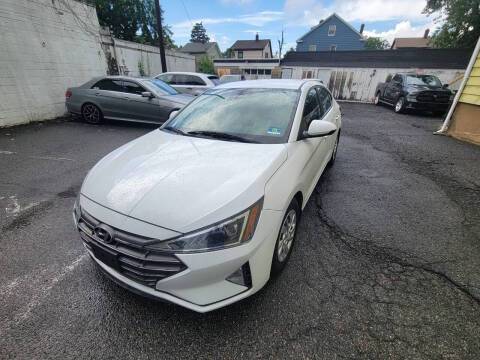 2020 Hyundai Elantra SE FWD photo