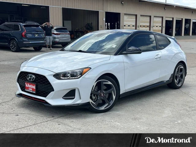 2020 Hyundai Veloster Turbo Ultimate FWD photo