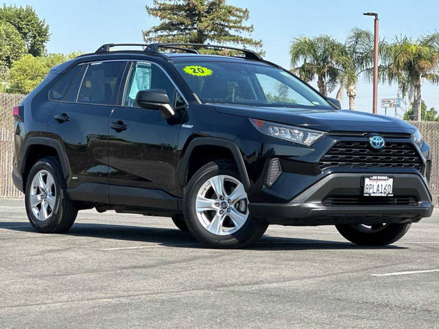 2020 Toyota RAV4 Hybrid LE AWD photo