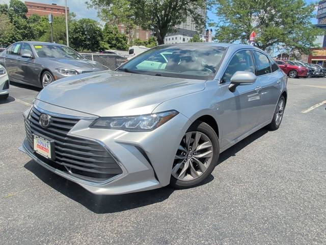 2019 Toyota Avalon XLE FWD photo