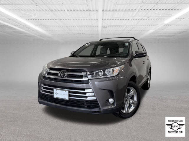 2017 Toyota Highlander Limited AWD photo