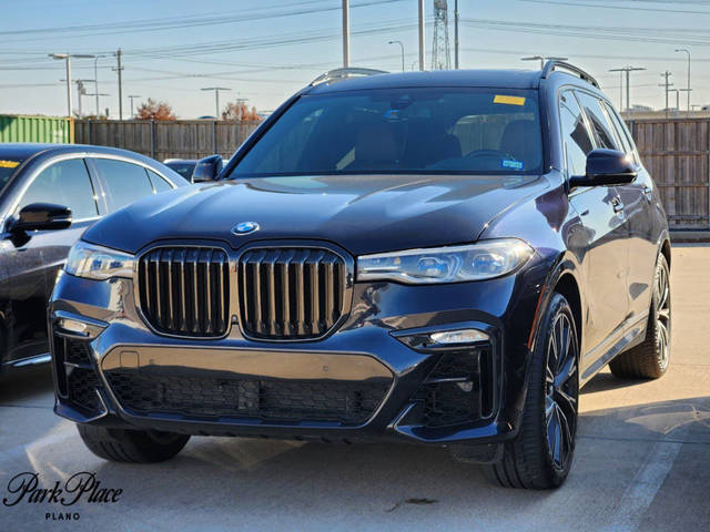 2020 BMW X7 M50i AWD photo