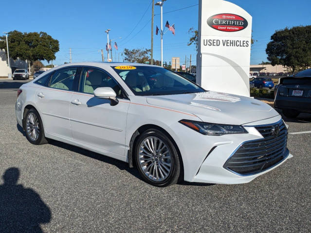 2020 Toyota Avalon Limited FWD photo