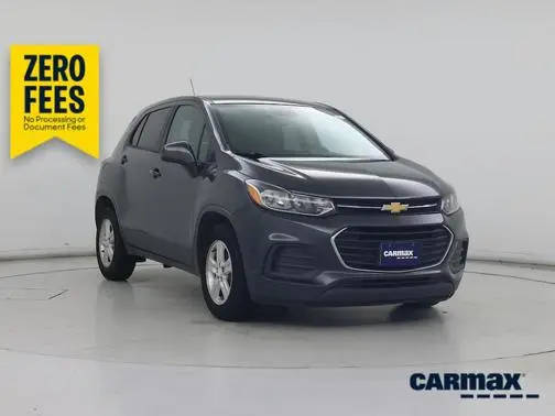 2020 Chevrolet Trax LS FWD photo