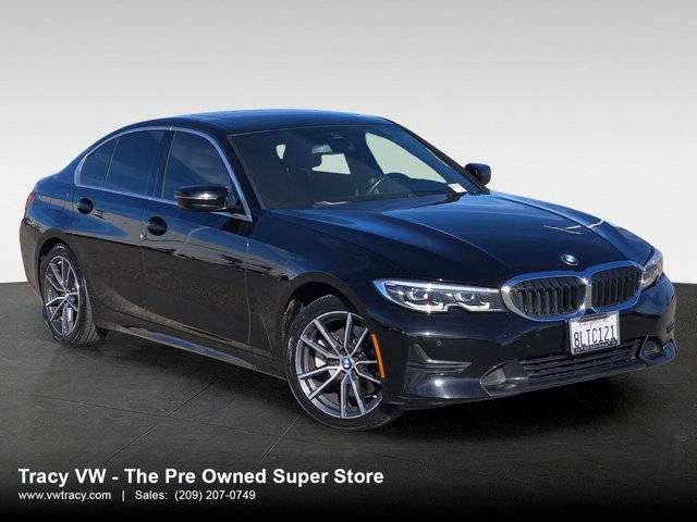 2019 BMW 3 Series 330i RWD photo