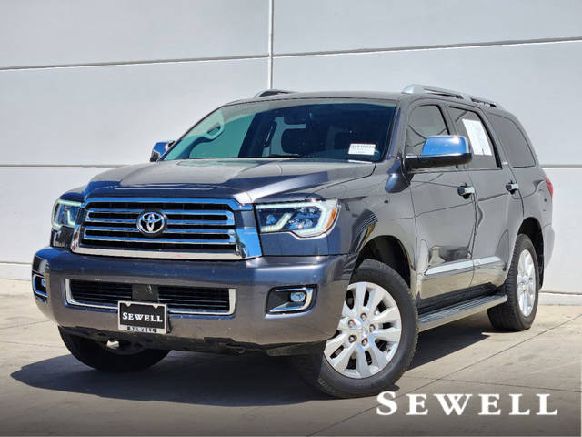 2020 Toyota Sequoia Platinum 4WD photo