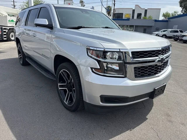 2020 Chevrolet Suburban LT RWD photo