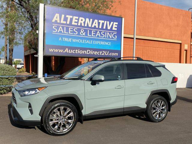 2020 Toyota RAV4 XLE Premium AWD photo