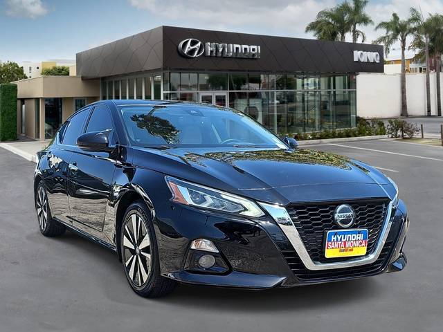 2020 Nissan Altima 2.5 SV FWD photo
