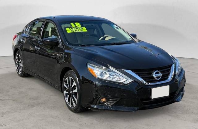 2018 Nissan Altima 2.5 SV FWD photo