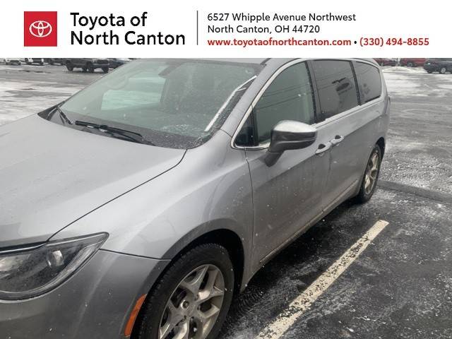 2019 Chrysler Pacifica Minivan Limited FWD photo