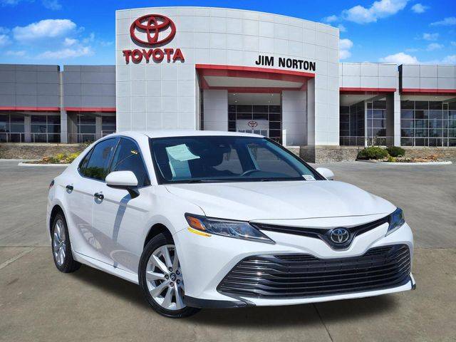 2019 Toyota Camry LE FWD photo