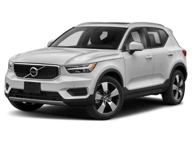 2020 Volvo XC40 Momentum AWD photo