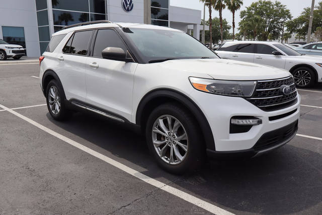 2020 Ford Explorer XLT RWD photo