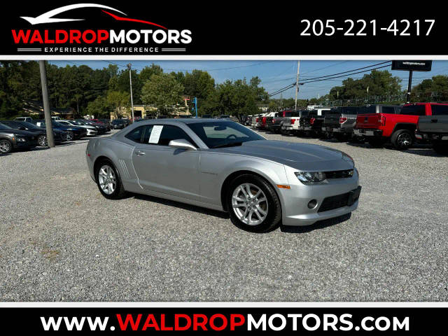 2015 Chevrolet Camaro LT RWD photo