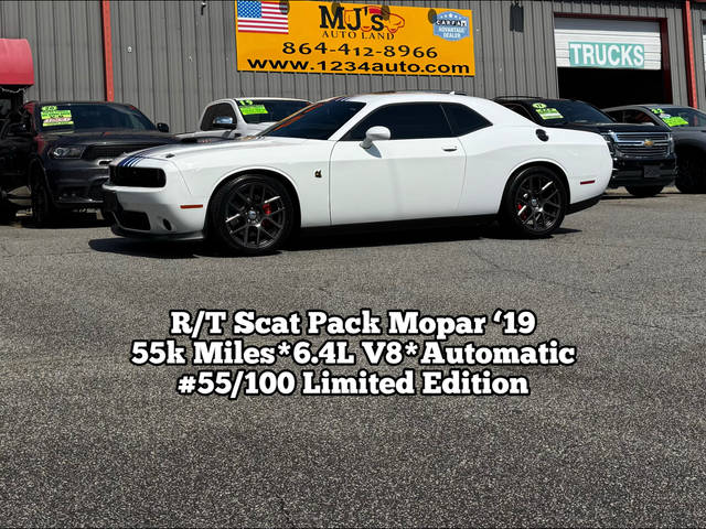 2019 Dodge Challenger R/T Scat Pack RWD photo