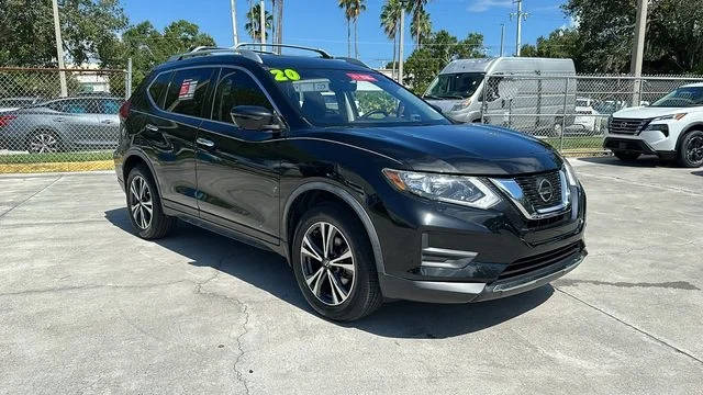 2020 Nissan Rogue SV FWD photo