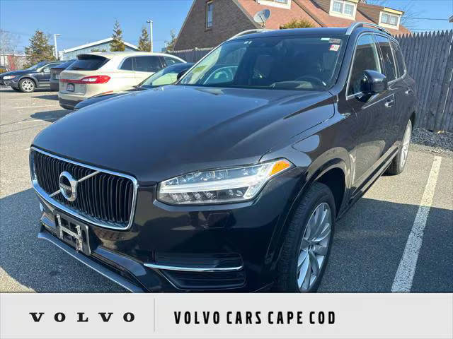 2019 Volvo XC90 Momentum AWD photo