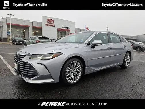 2020 Toyota Avalon Limited FWD photo