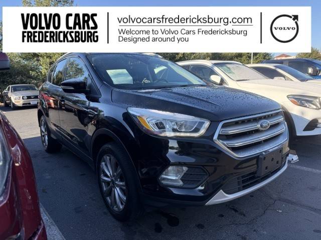 2017 Ford Escape Titanium 4WD photo