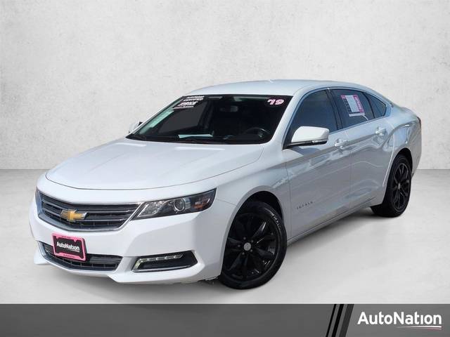2019 Chevrolet Impala LT FWD photo