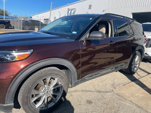 2020 Ford Explorer XLT RWD photo