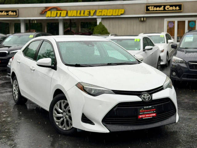 2019 Toyota Corolla LE FWD photo